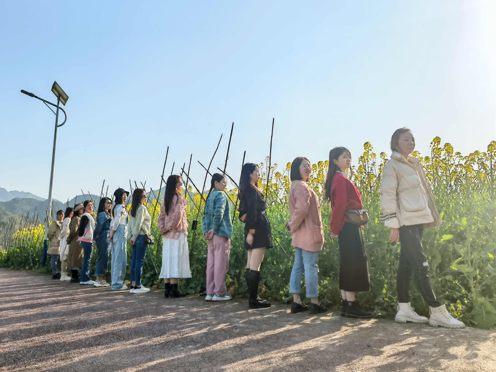 春来三月八·遍地美人花 博宇·百兴“三八”节踏青活动